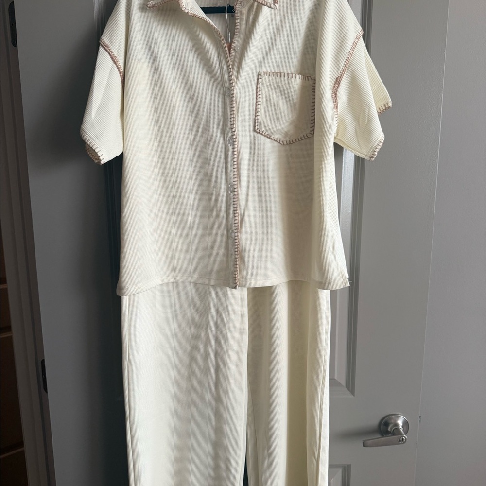 Cream set